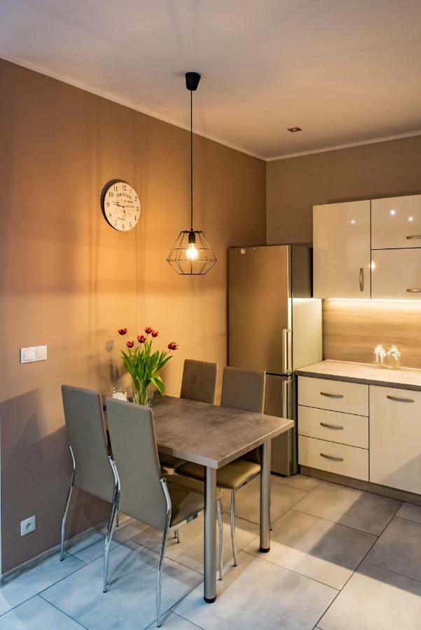 Apartament Nad Stawami Apartment Sanok Ngoại thất bức ảnh