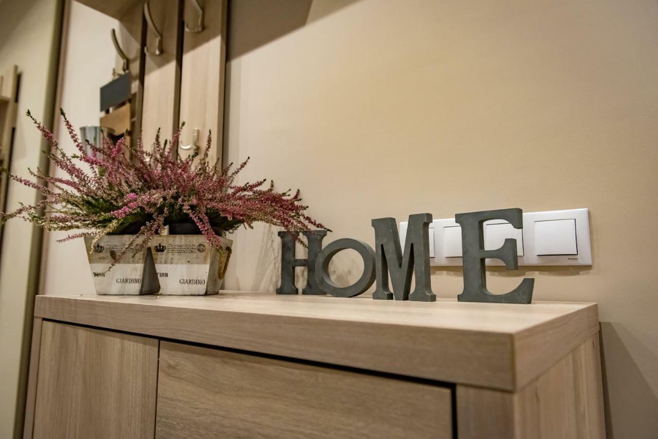 Apartament Nad Stawami Apartment Sanok Ngoại thất bức ảnh