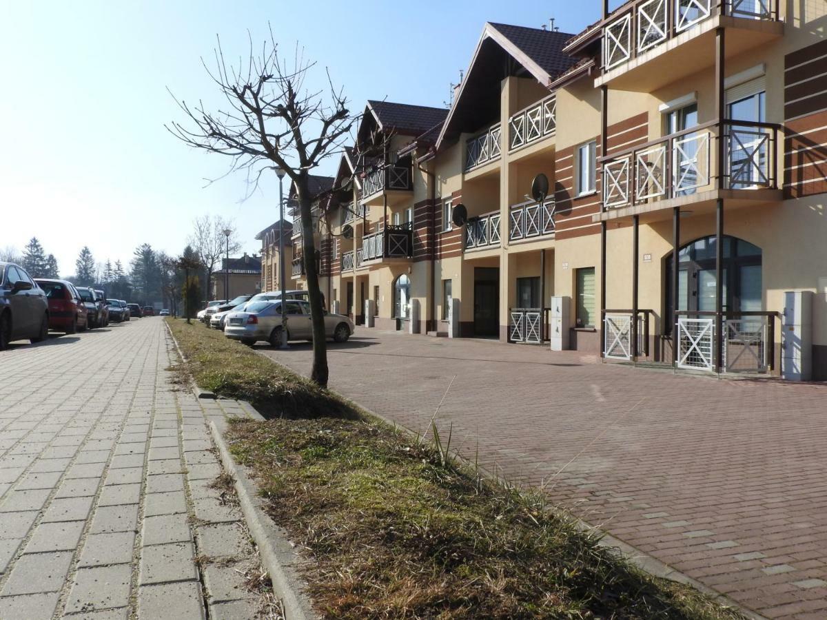 Apartament Nad Stawami Apartment Sanok Ngoại thất bức ảnh